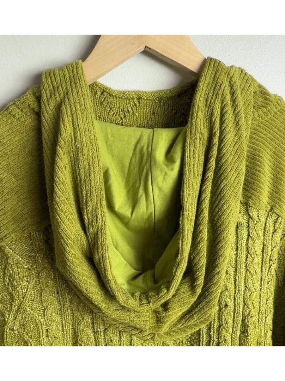 Free People Ski Bum Green Cable Knit Hooded Sweater Size Medium Women’s - Picture 9 of 9